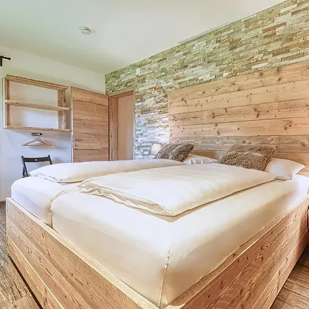 Nockberge Apartment *